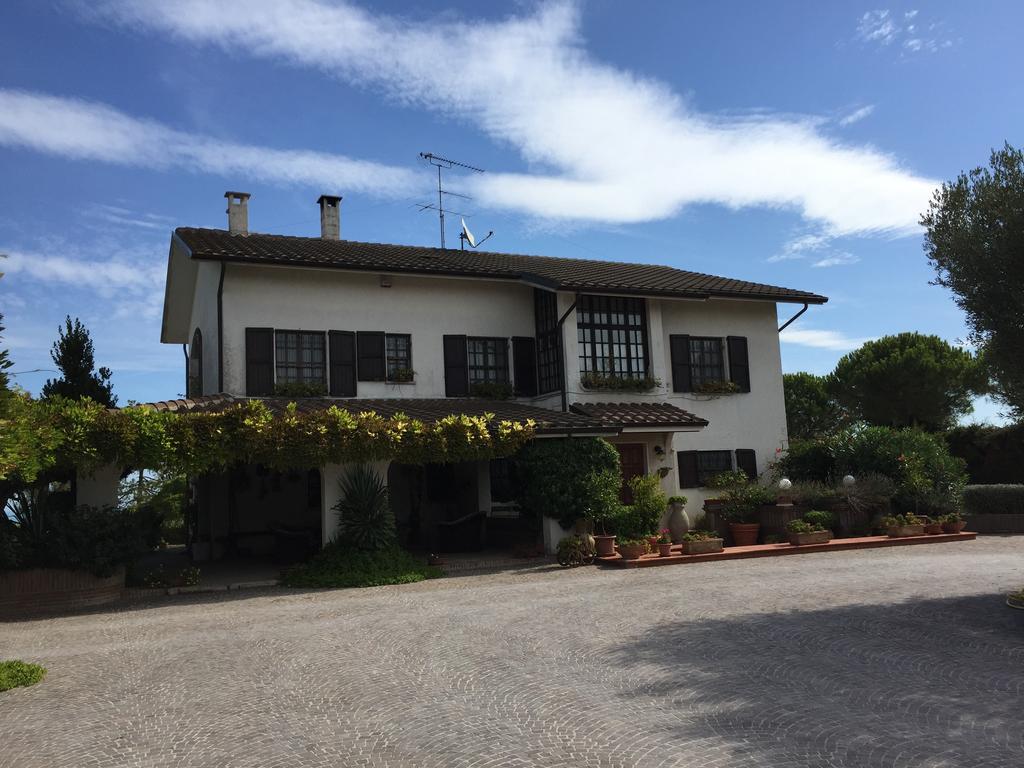 Villa Dolcevita San Costanzo Esterno foto