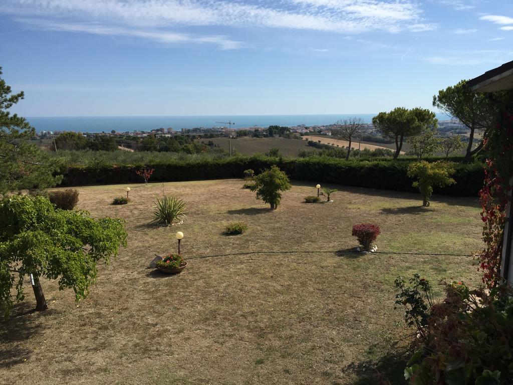 Villa Dolcevita San Costanzo Esterno foto