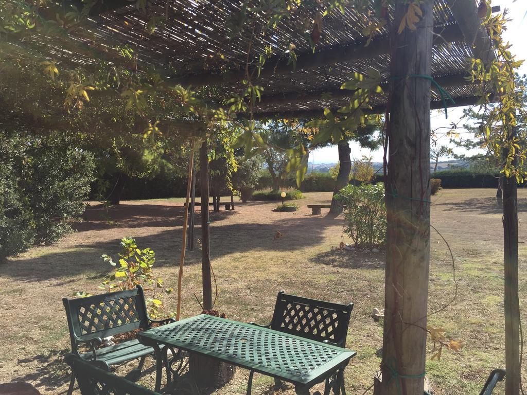 Villa Dolcevita San Costanzo Esterno foto