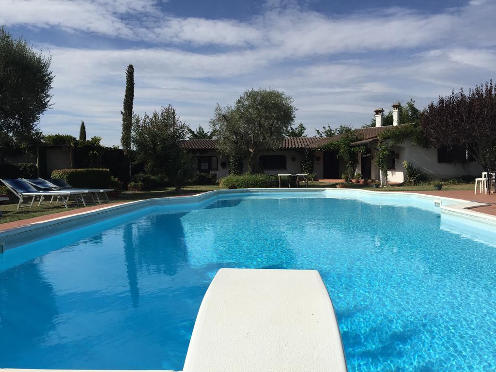 Villa Dolcevita San Costanzo Esterno foto