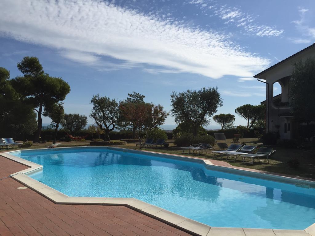 Villa Dolcevita San Costanzo Esterno foto