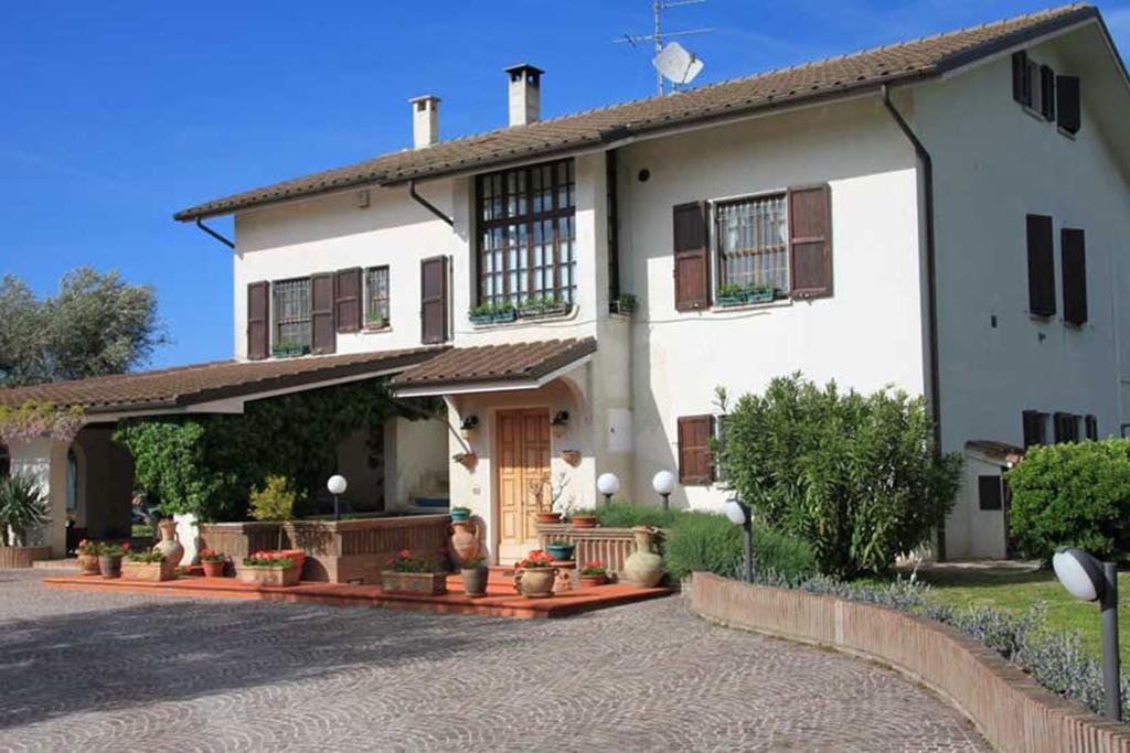 Villa Dolcevita San Costanzo Esterno foto